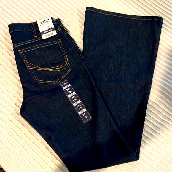 NWT Ariat High Rise Flare - Picture 1 of 2